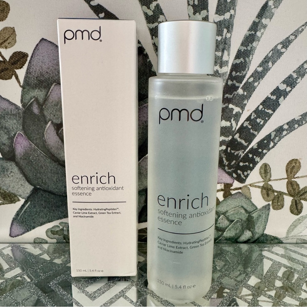 PMD Enrich Softening Antioxidant Essence - Gray